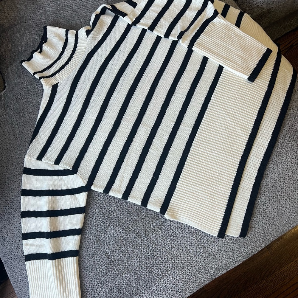 Stripes sweater UNI size
